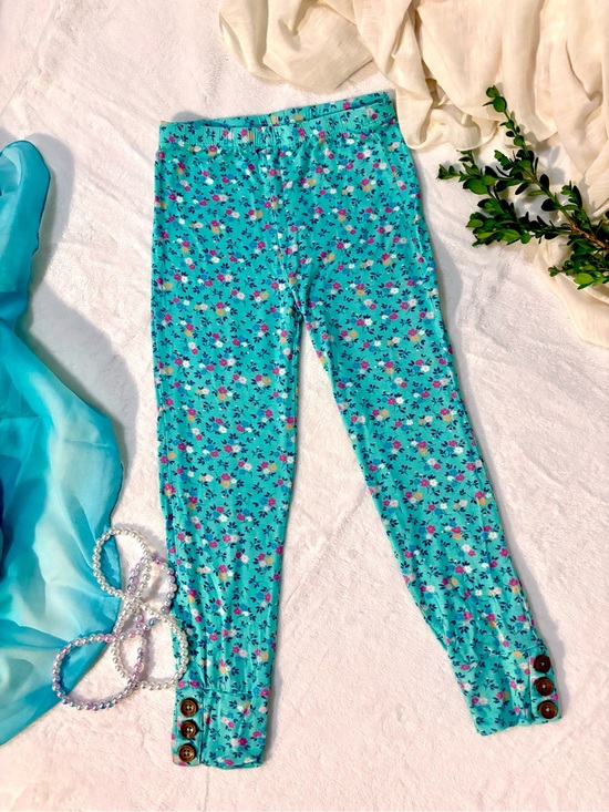 Posh Peanut Other - Posh Peanut Floral Bamboo Joggers | Wooden Button Ankles | Size 7Y | EUC